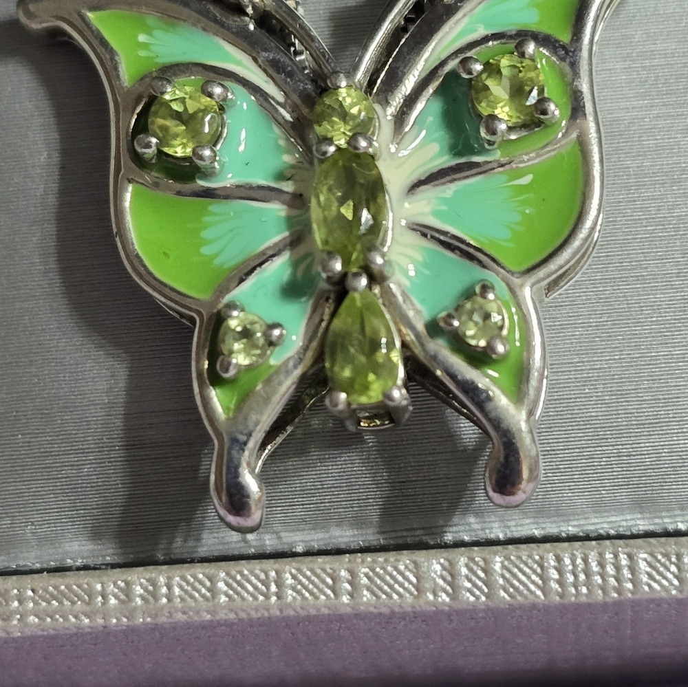 Kay Jewelers Sterling Silver Peridot Butterfly Necklace Alwand Vahan - Picture 4 of 9